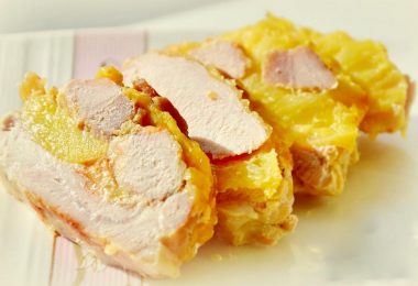 Как приготовить мясо в духовке: рецепт
