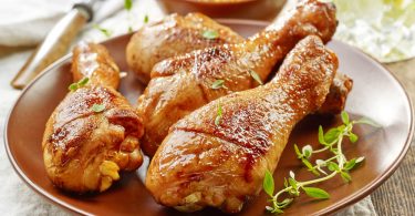 Как приготовить куриную голень в духовке правильно?