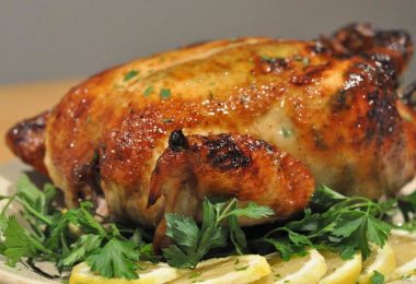 Как приготовить курицу с майонезом и чесноком в духовке?