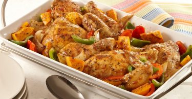 Курица с овощами в духовке: рецепт